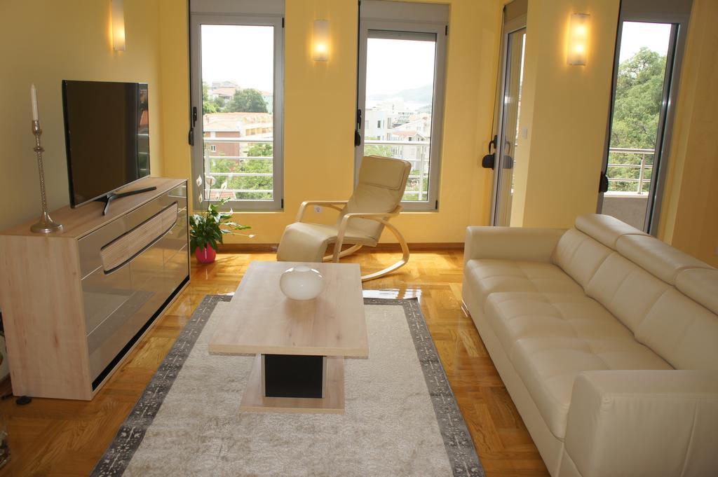 Apartment Becici Star